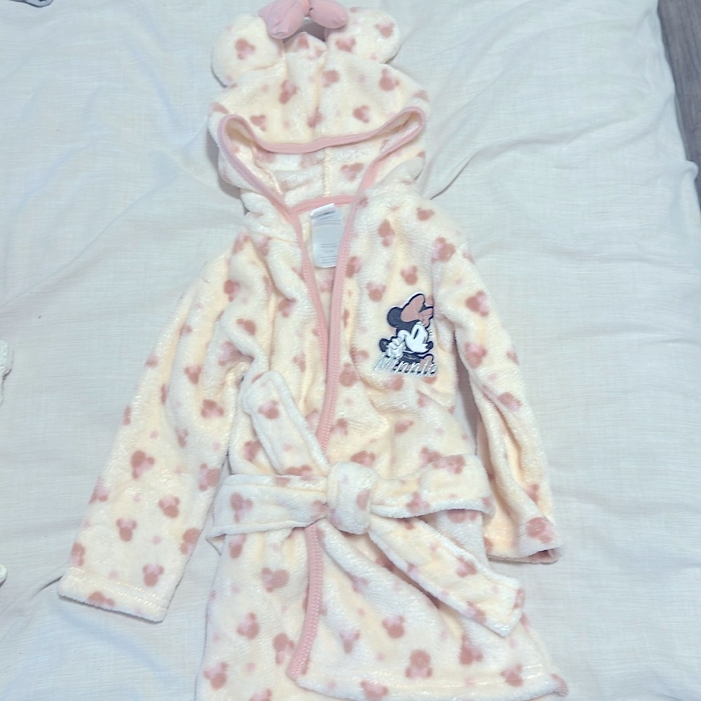 disney baby robe for bathtime